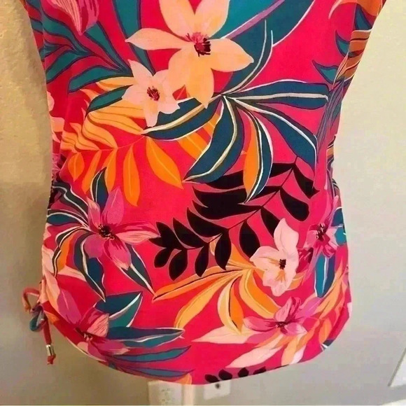 Croft & Barrow pink floral bathing suite top or tankini ruched sides size small - Picture 7 of 14